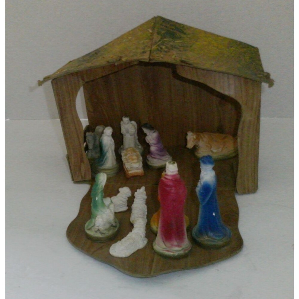 1950s  Wood Fold Out Nativity Scene Hard Plastic Figures